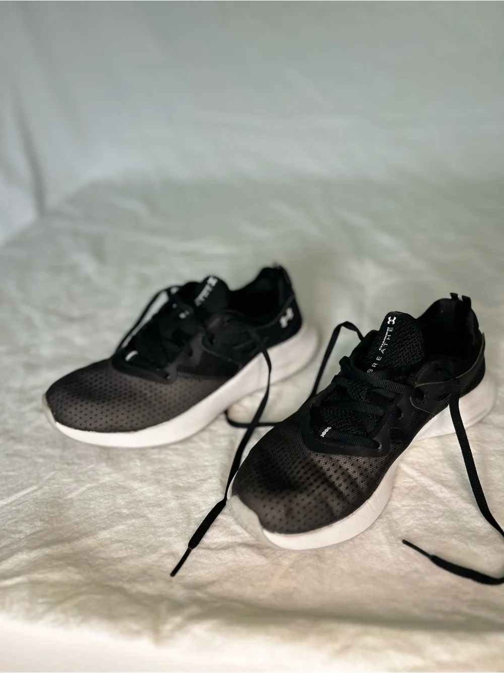 Under Armour Women’s Charged Breathe TR 2 Training Shoes – Black/White Size 6.5